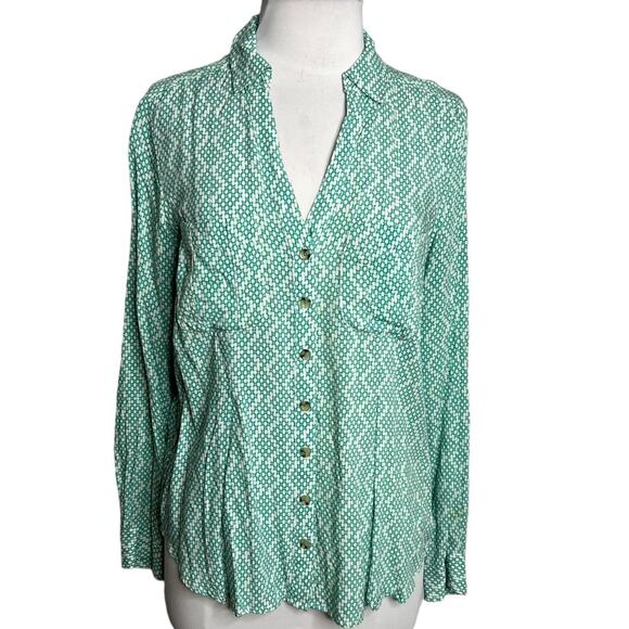 Anthropologie Tops - Anthropologie Maeve button down shirt green white print sz 6
